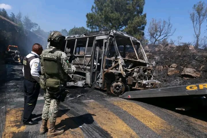 Mais de 20 soldados mortos após morte de líder de
