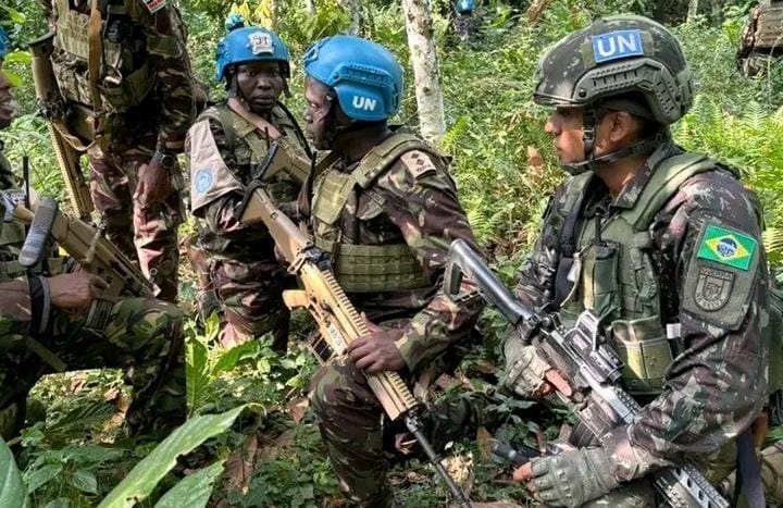 Militares africanos concluem treino de operações na selva ministrado pelo