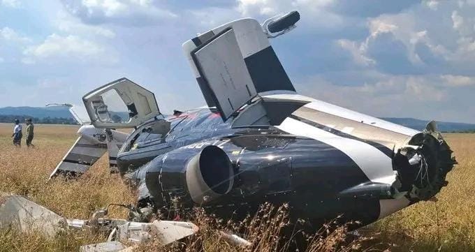 Queda milagrosa de helicóptero durante treino deixa um ferido ligeiro
