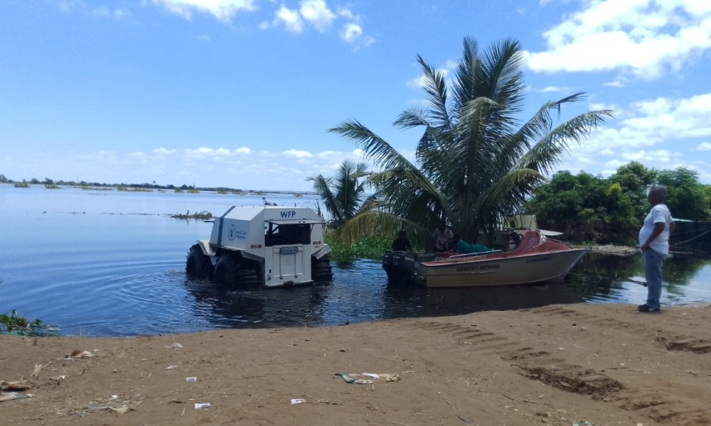 Suspensa navegação no rio Limpopo