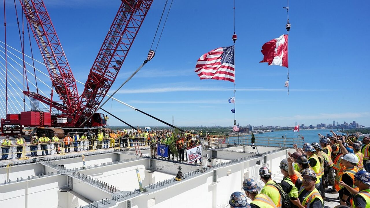 Trump ameaça bloquear a abertura da ponte EUA Canadá