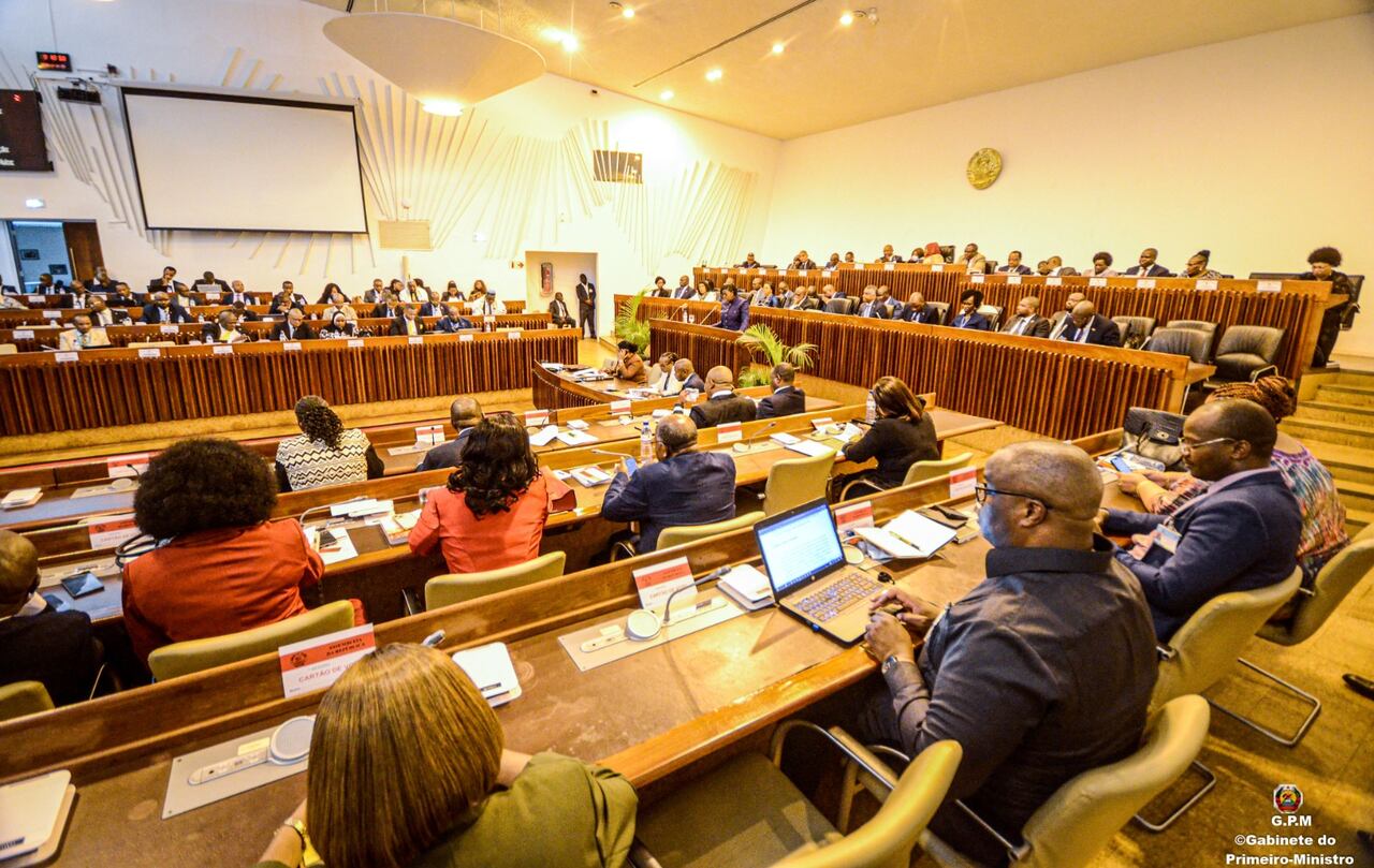 AR debate leis da Comunicação Social e da Radiodifusão