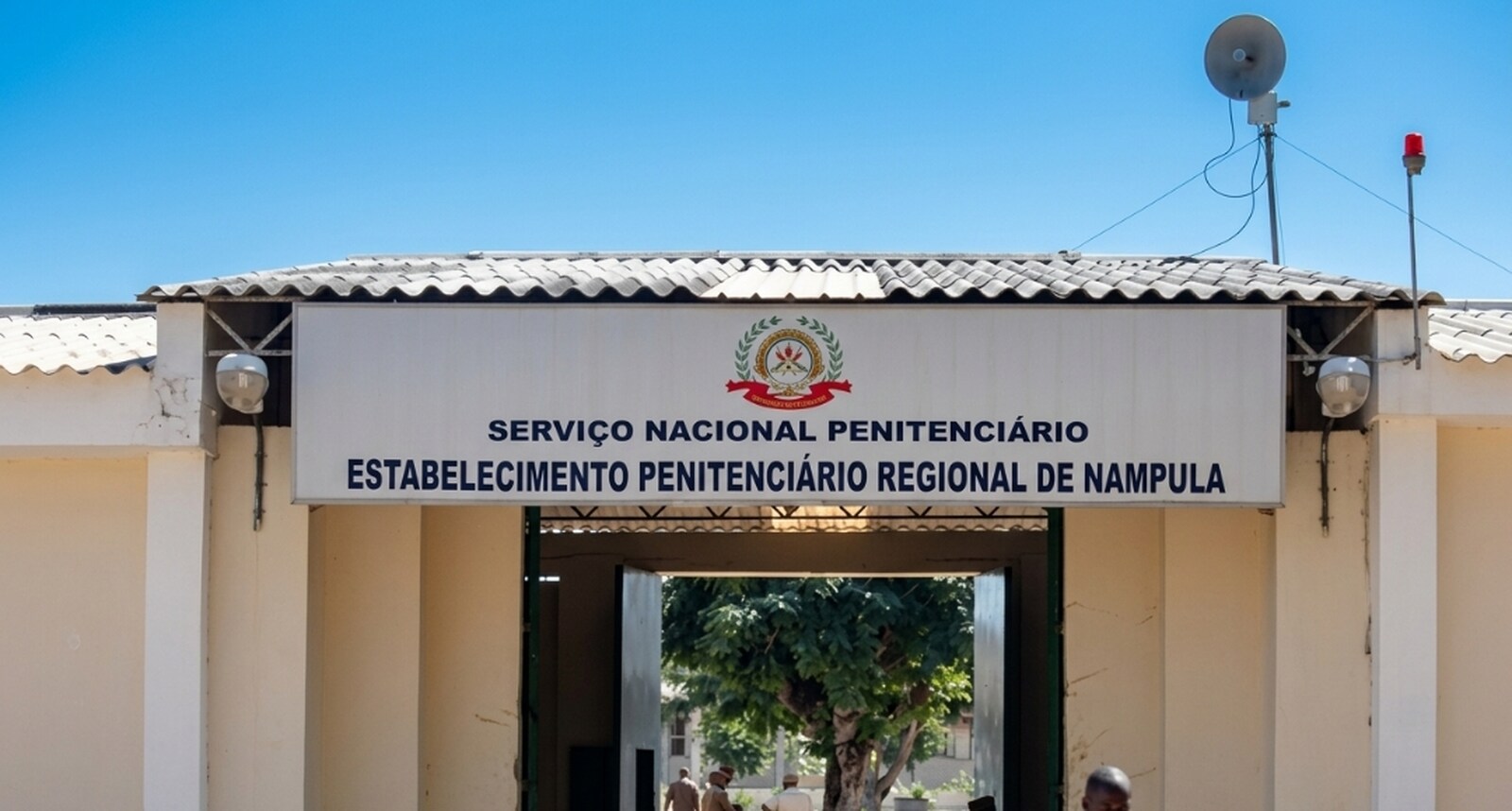 Alunos e reclusos perigosos partilham a mesma escola em Nampula