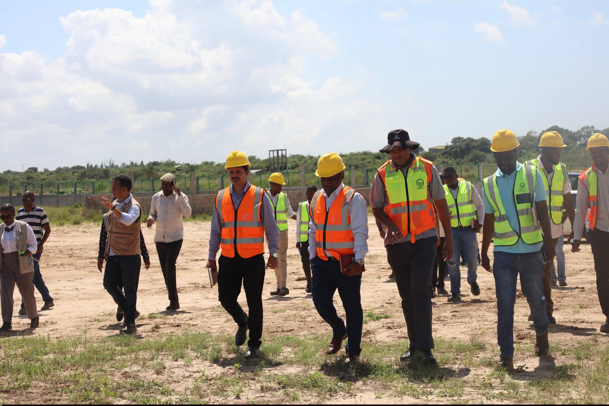 Arrancam obras para construção da estrada de acesso ao aterro