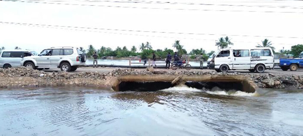 Circulação totalmente reposta na Estrada Nacional Número Um em Xai Xai