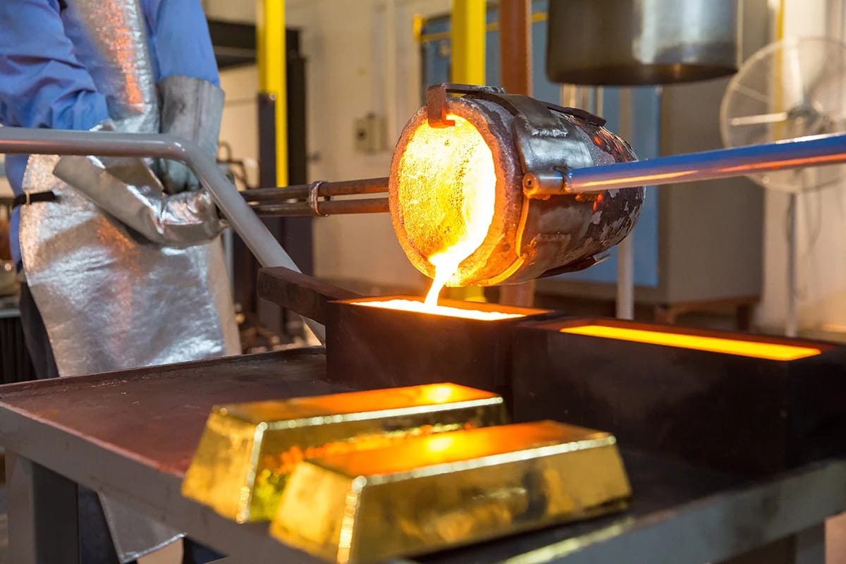Emirados Árabes Unidos apontam Moçambique para nova refinaria de ouro