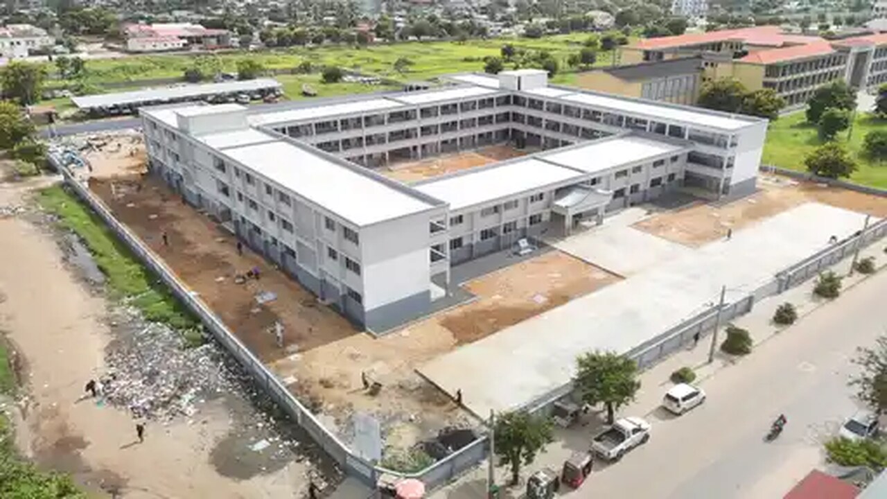 Governo fixa meta de 3 mil novas salas de aula