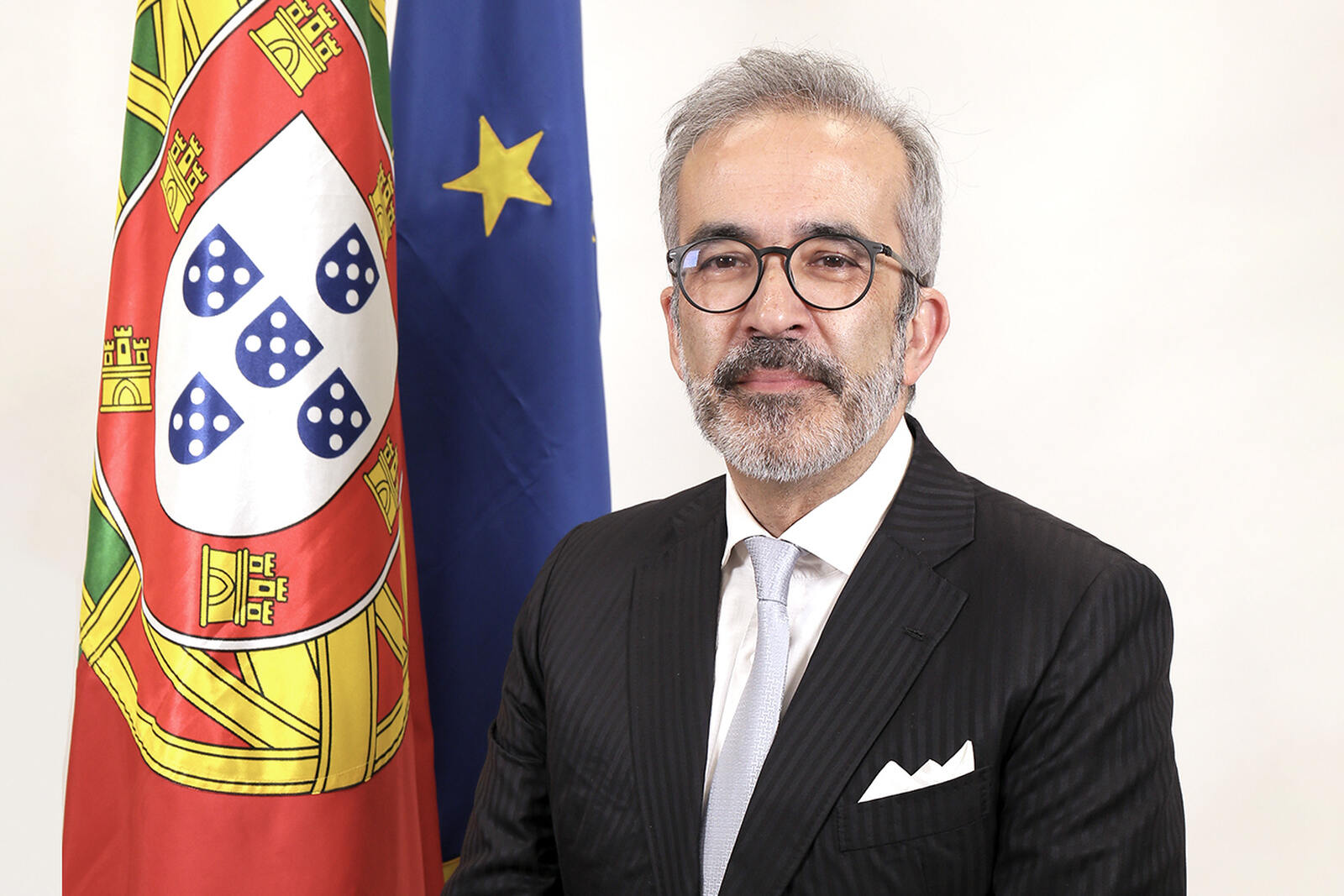 Governo português condena ataques do Irão aos países vizinhos