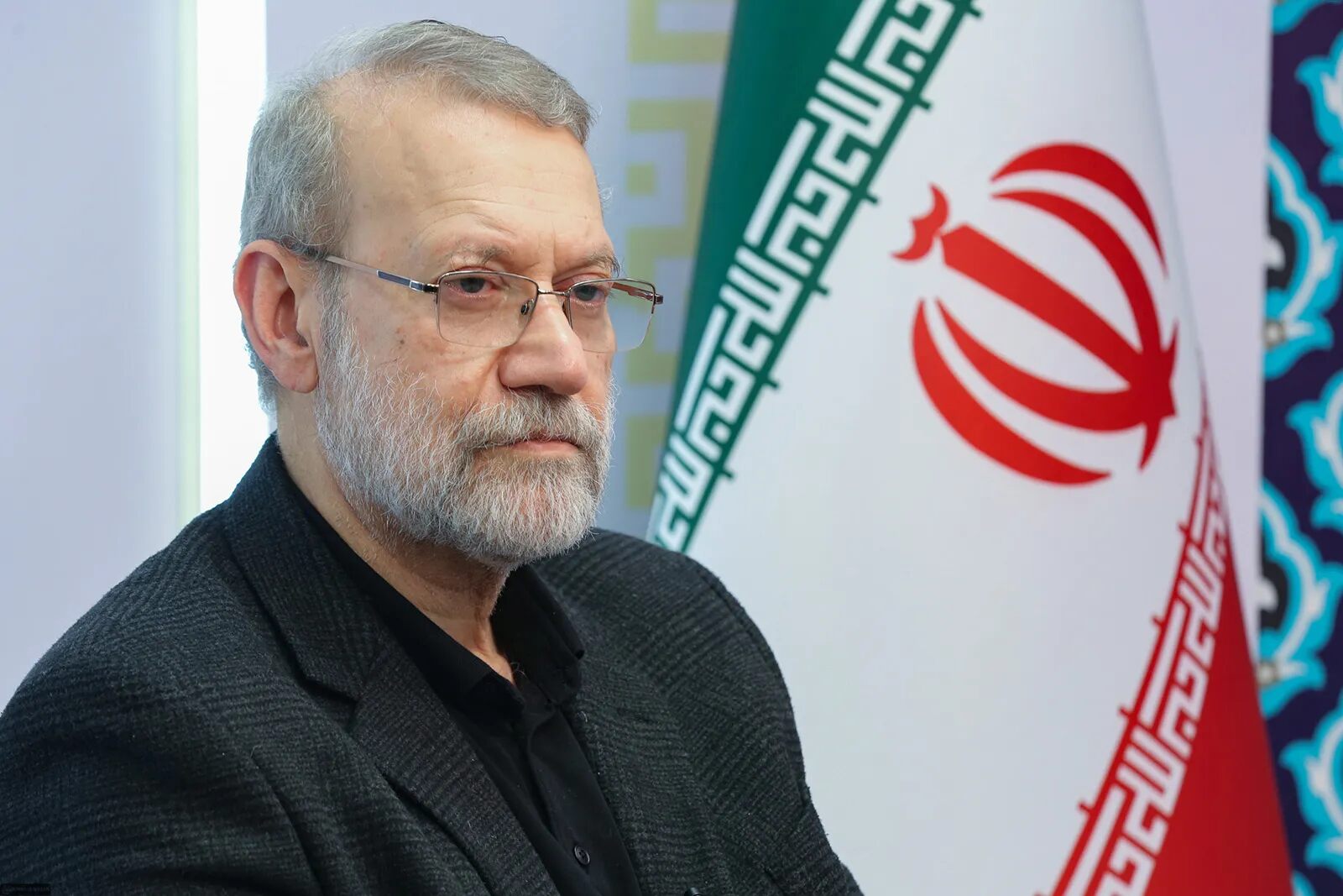 Israel afirma ter abatido Ali Larijani, líder do Conselho de