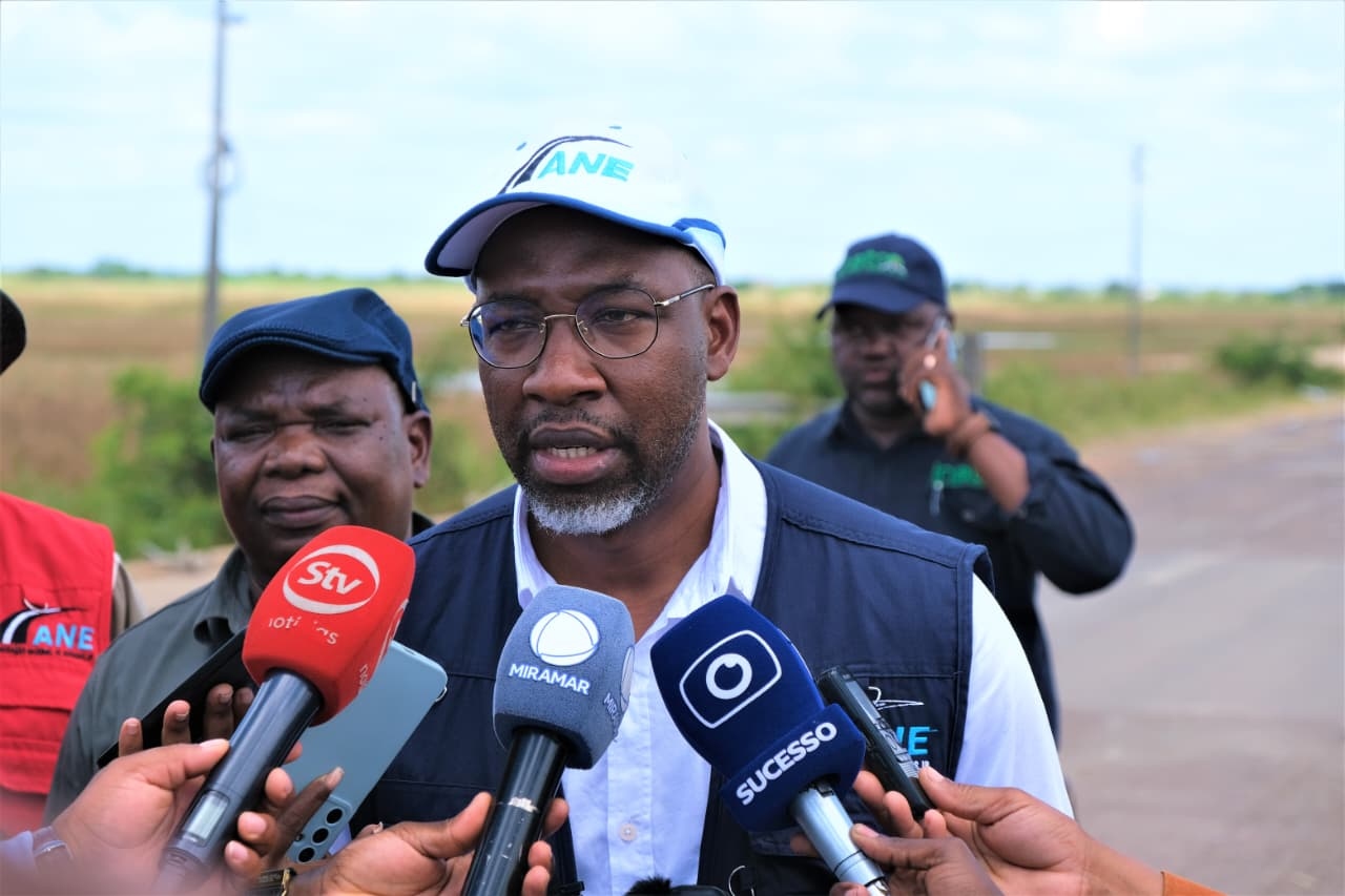 Matlombe promete transporte público escolar ainda este ano em Maputo