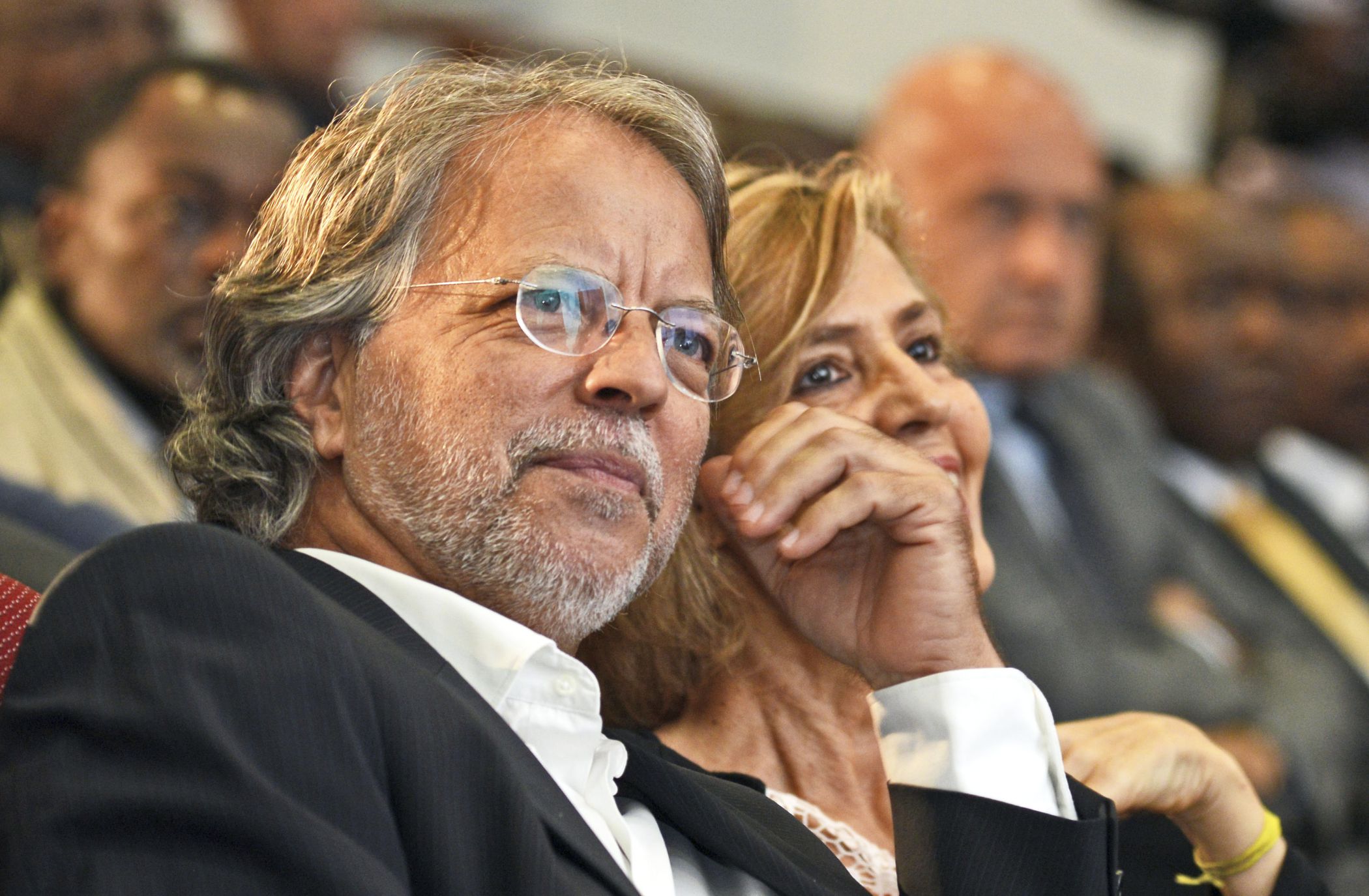 Mia Couto diz que Governo deve dar explicações sobre Cabo