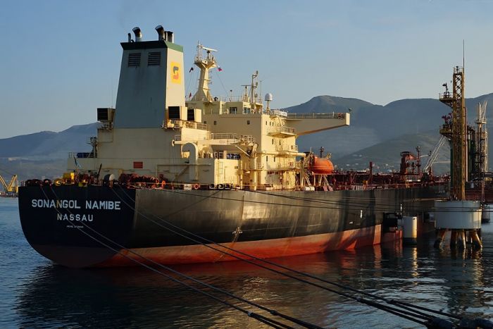 Petroleiro angolano atingido por ataque atribuído ao Irão no Golfo