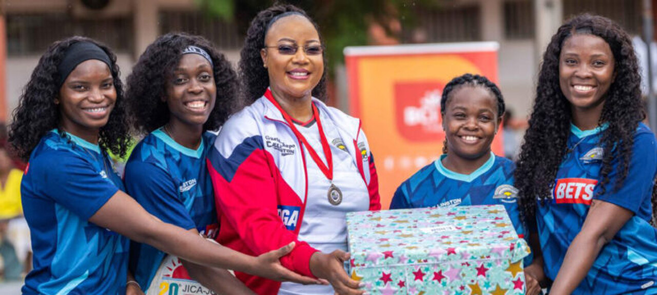 Primeira Dama enaltece hegemonia de voleibol da UP Maputo