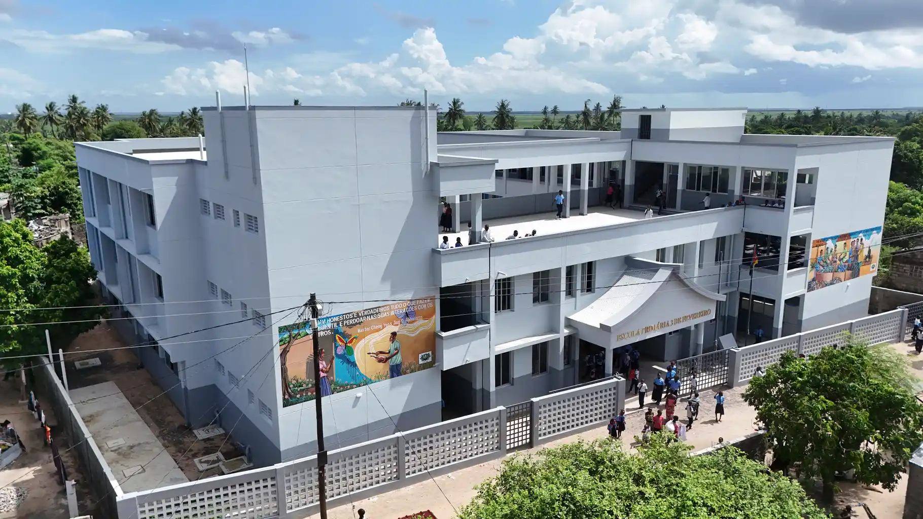 Sofalaː Inaugurada oficialmente mais uma escola primária erguida pela Tzu