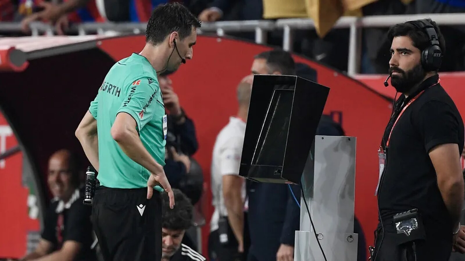 UEFA diz “basta” e convoca reunião para discutir o uso