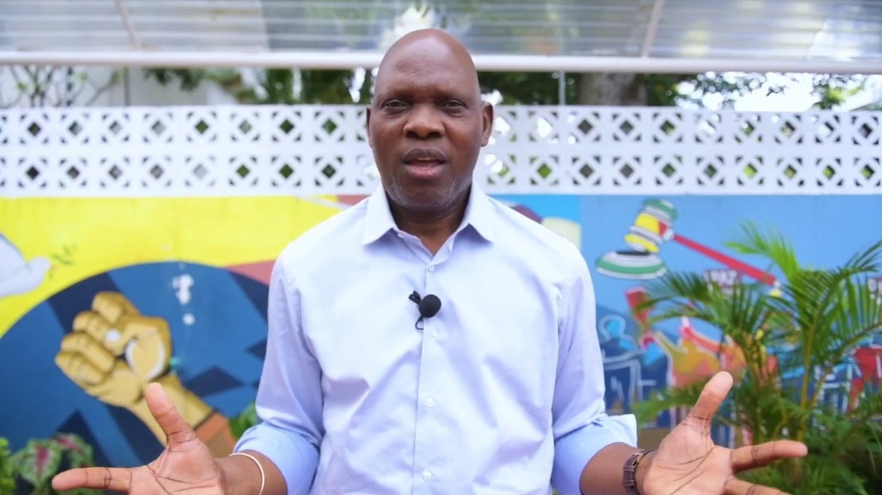 Adriano Nuvunga ataca pagamento de 701 milhões ao FMI: "Decisão