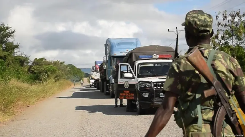 Cabo Delgado: Ataque terrorista a autocarro fere motorista na estrada