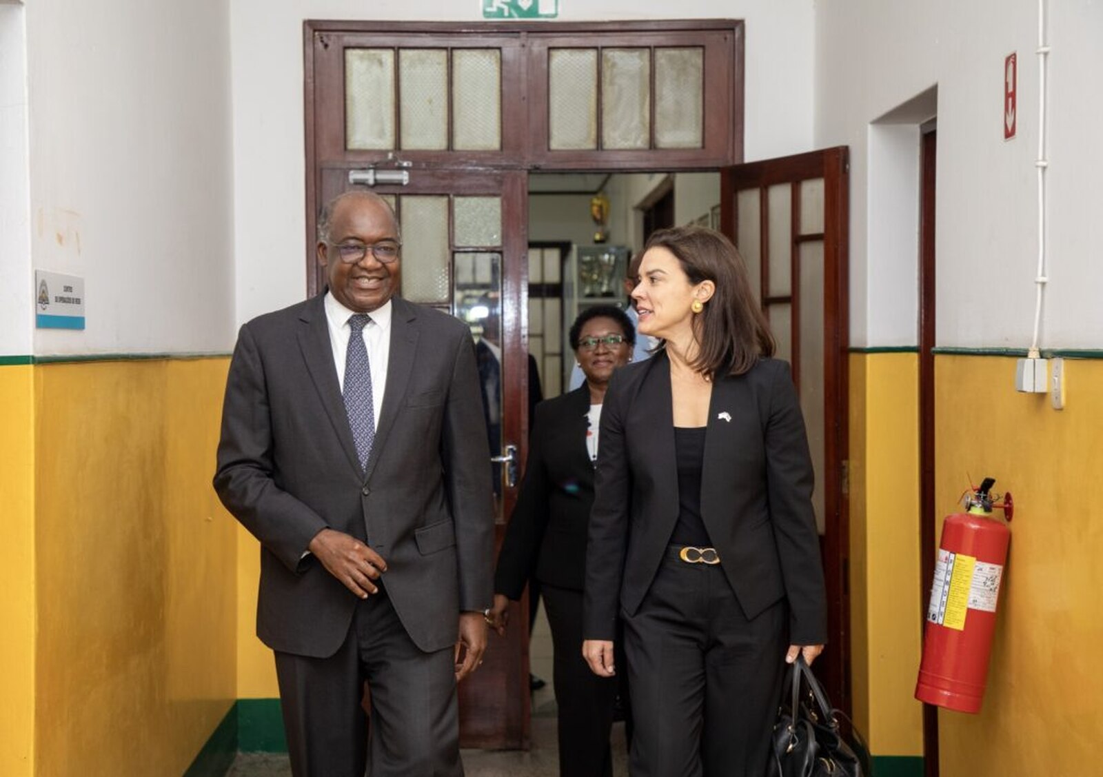 EUA e UP Maputo assinam acordo para formação de capital