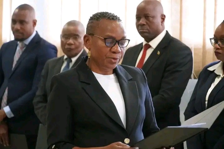 Fernanda Camba empossada como nova directora geral do INSS após detenção