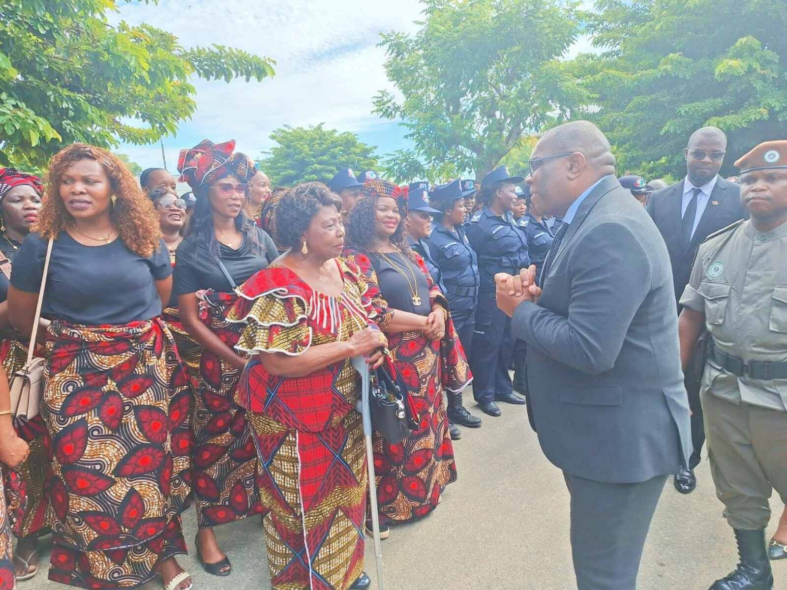 Governo admite persistência de desafios no empoderamento da mulher