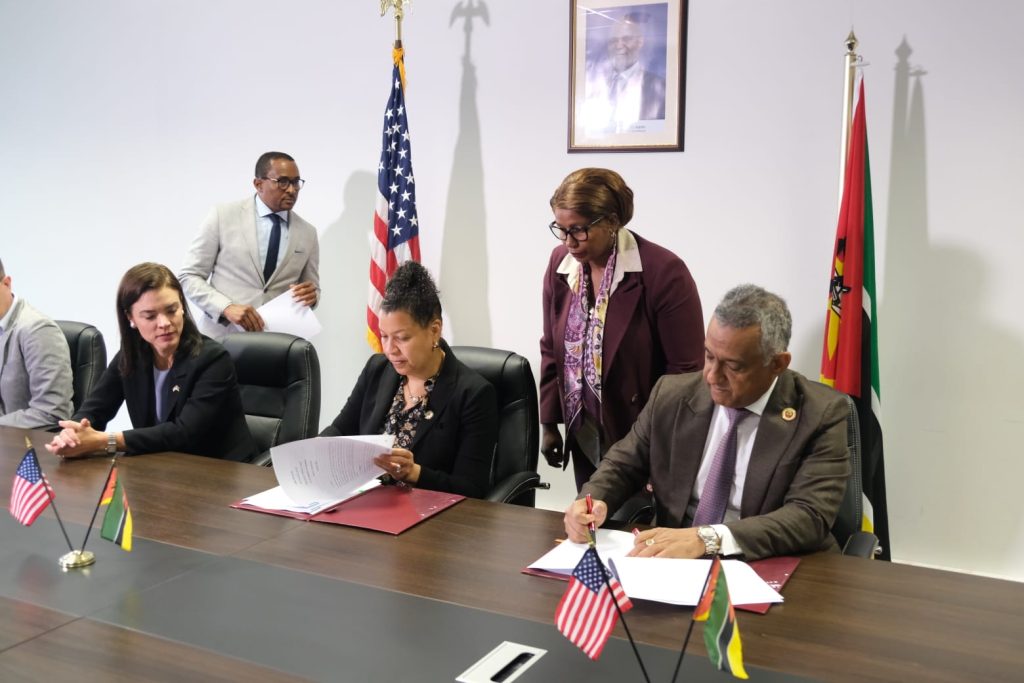 Moçambique e EUA formalizam Compacto II de mais de