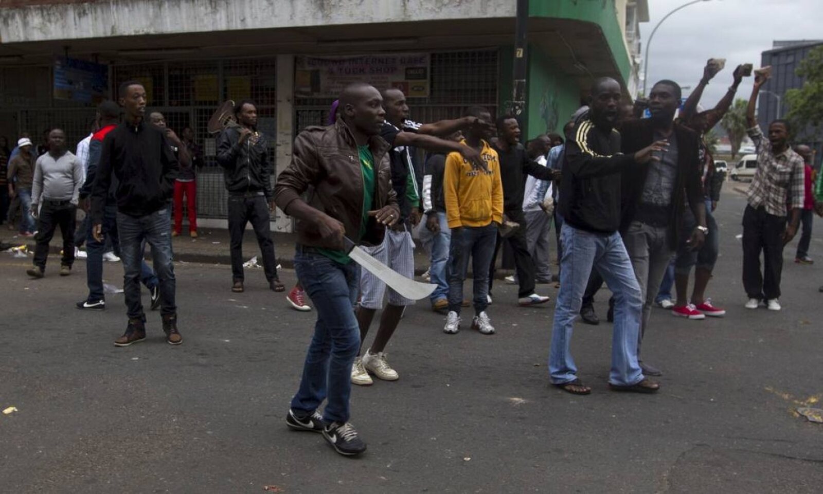 Oposição questiona “passividade” do Governo moçambicano face à violência xenófoba