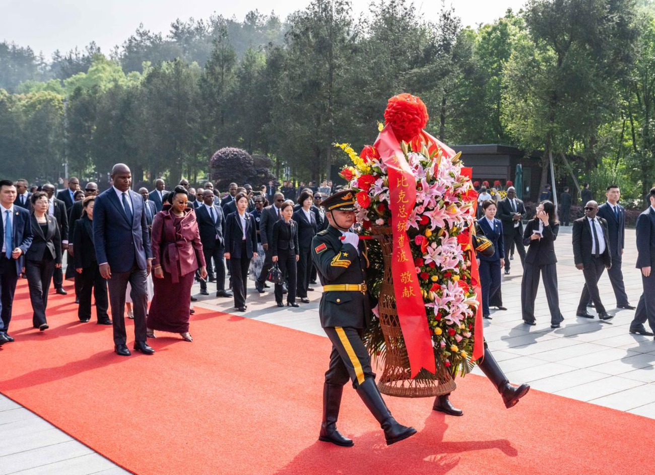 Visita de Estado à China: Presidente Chapo aproxima se do fim