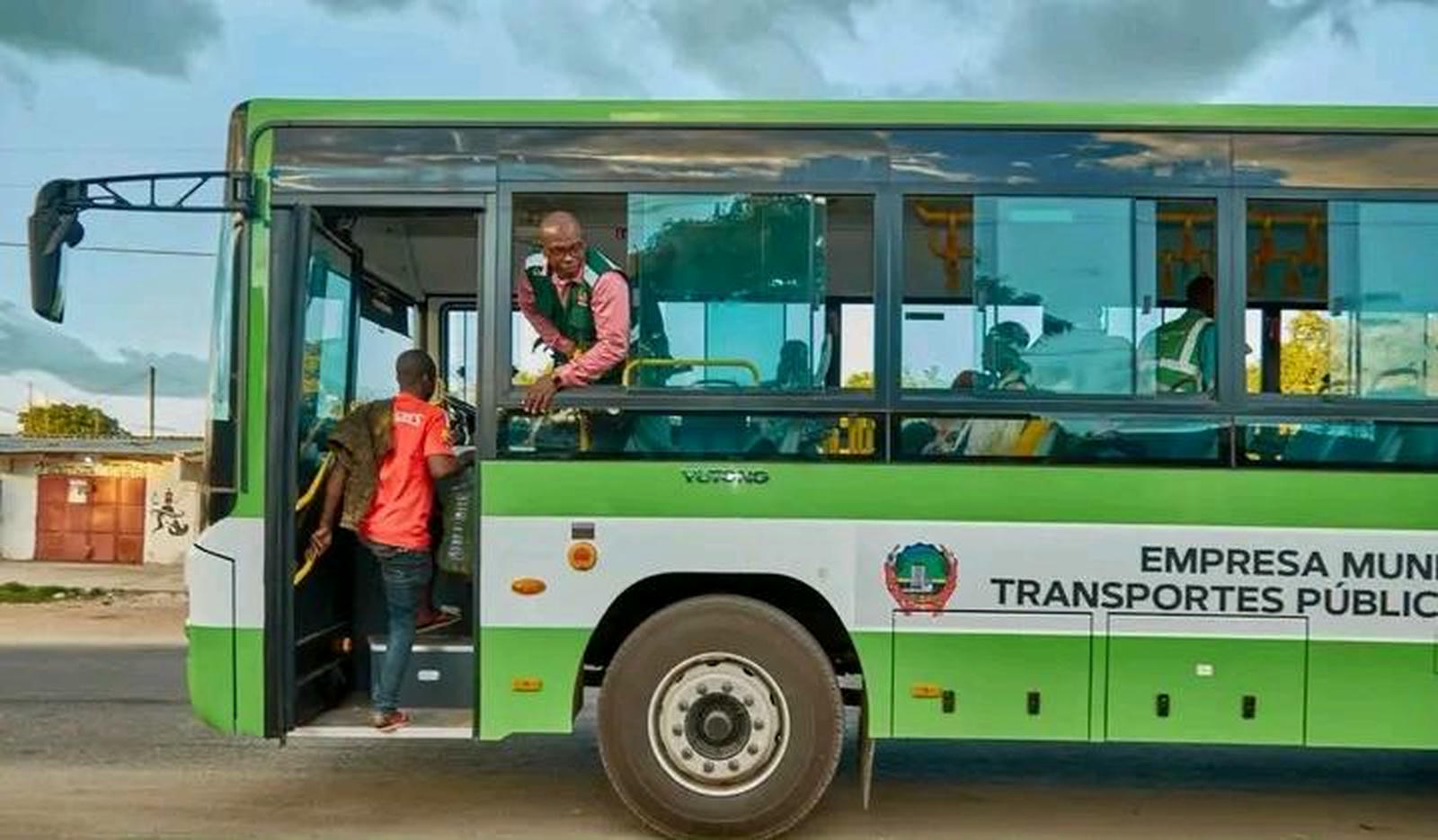 Autocarros municipais de Nampula passam a cobrar tarifa única de
