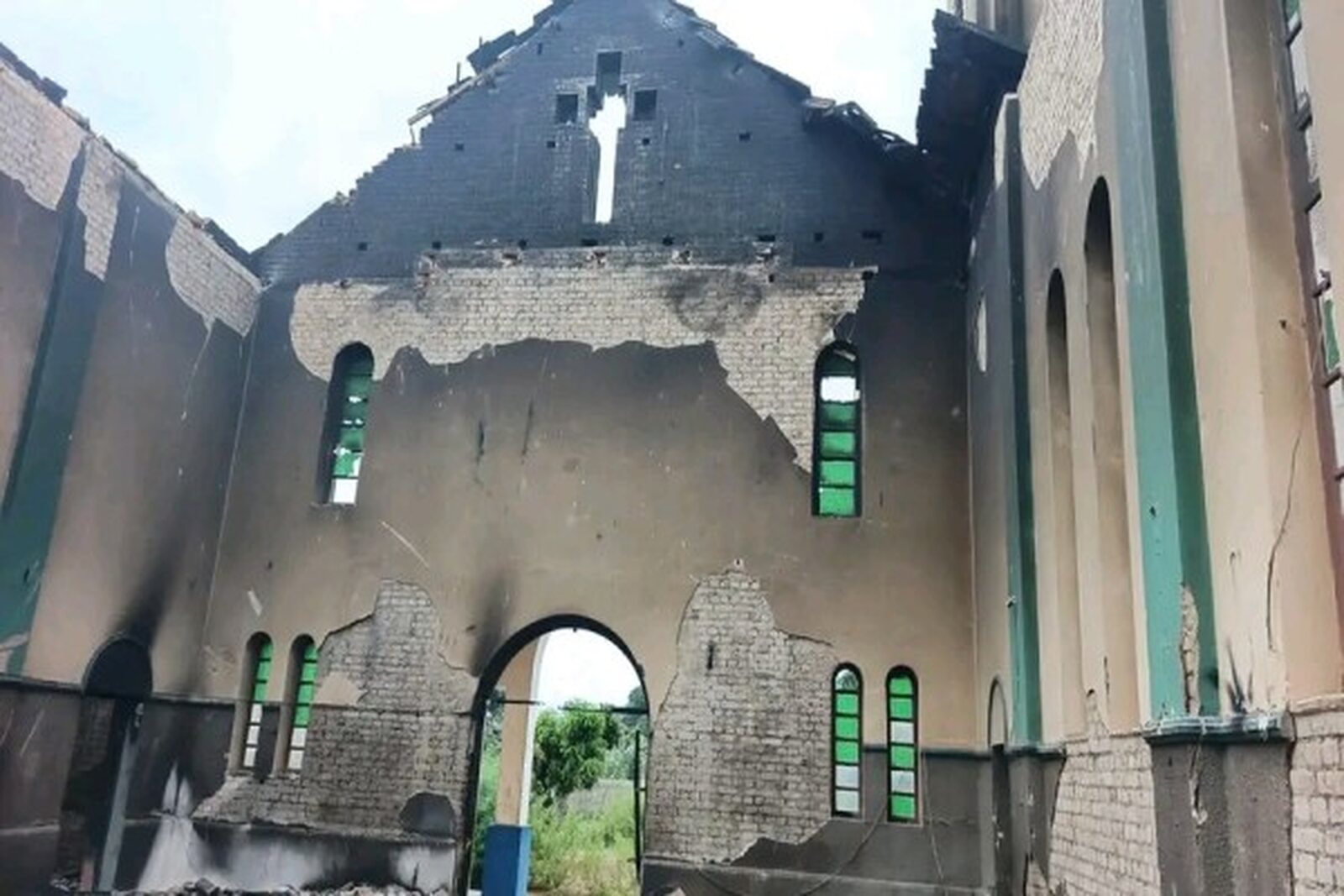 Cabo Delgado: Insurgentes matam e queimam residências incluindo uma igreja