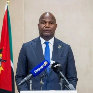Chapo afirma que participação no Africa CEO Fórum abre novas