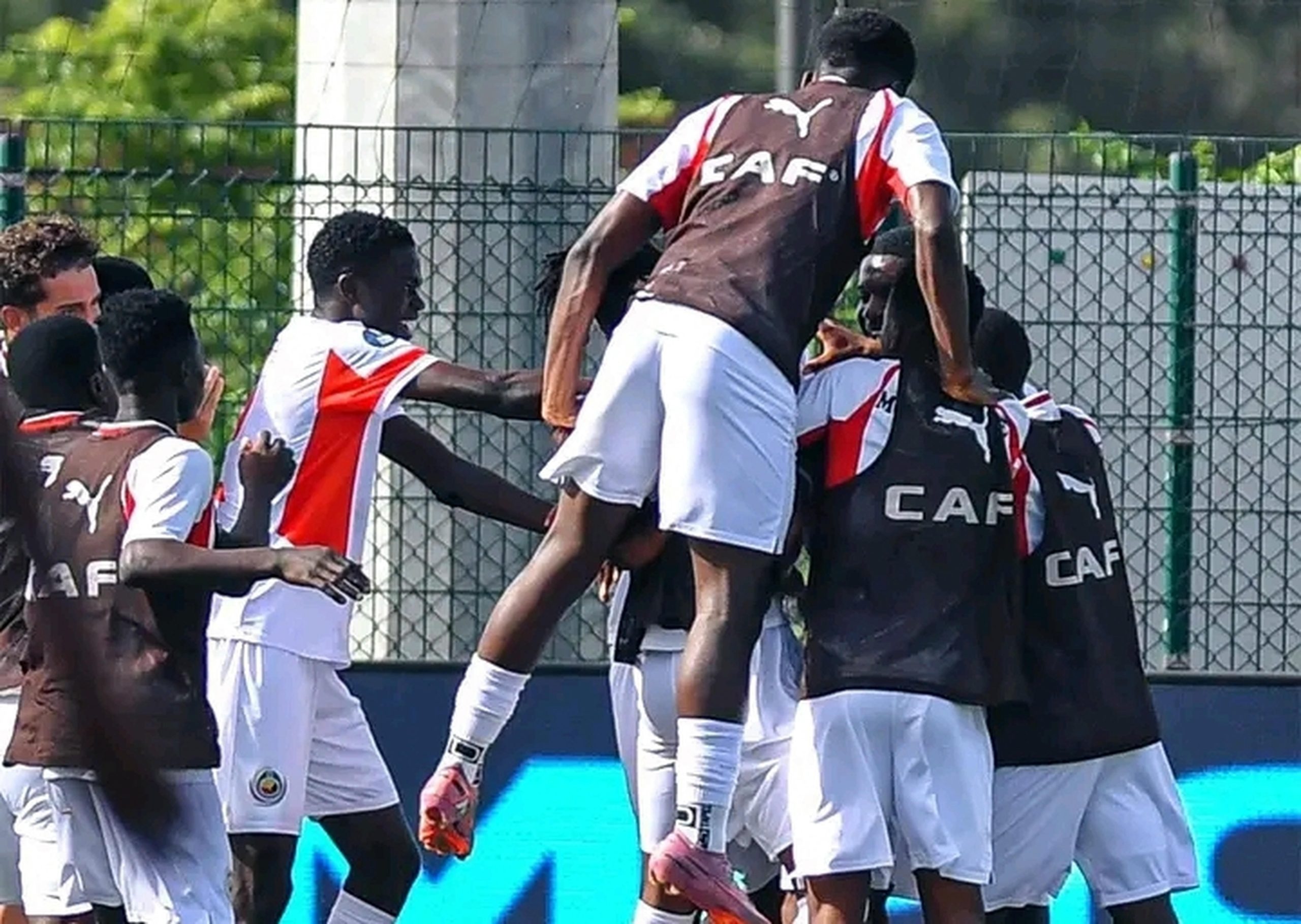 Chapo felicita “mambinhas” pela qualificação à copa do mundo FIFA sub
