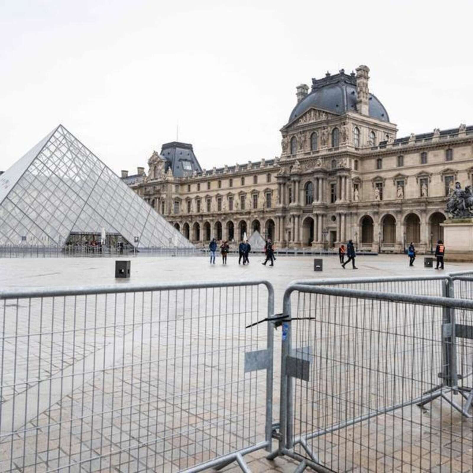 Detido suspeito que preparava ataques jiadistas na França para depois