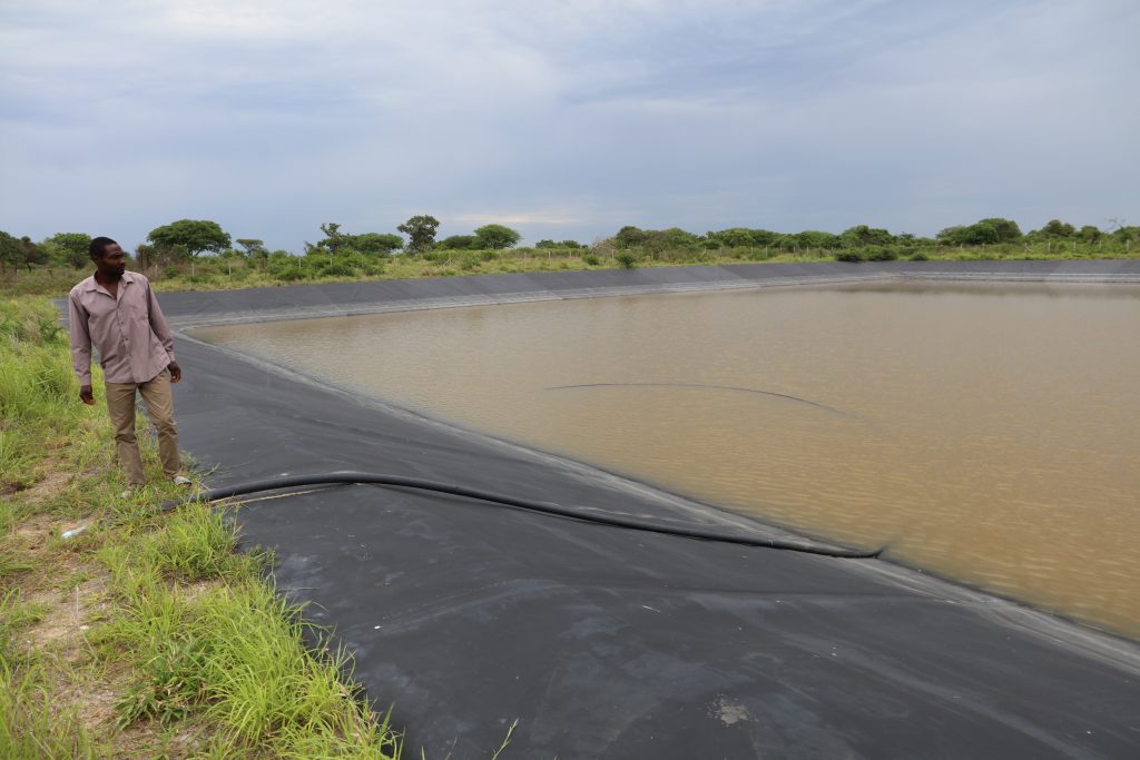Distrito de Mapai reforça acesso à água com reservatório escavado