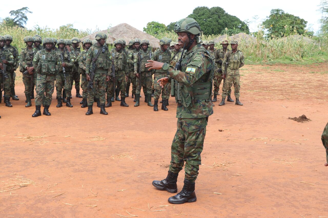 Fátima Mimbire critica dependência militar do Ruanda e aponta falta