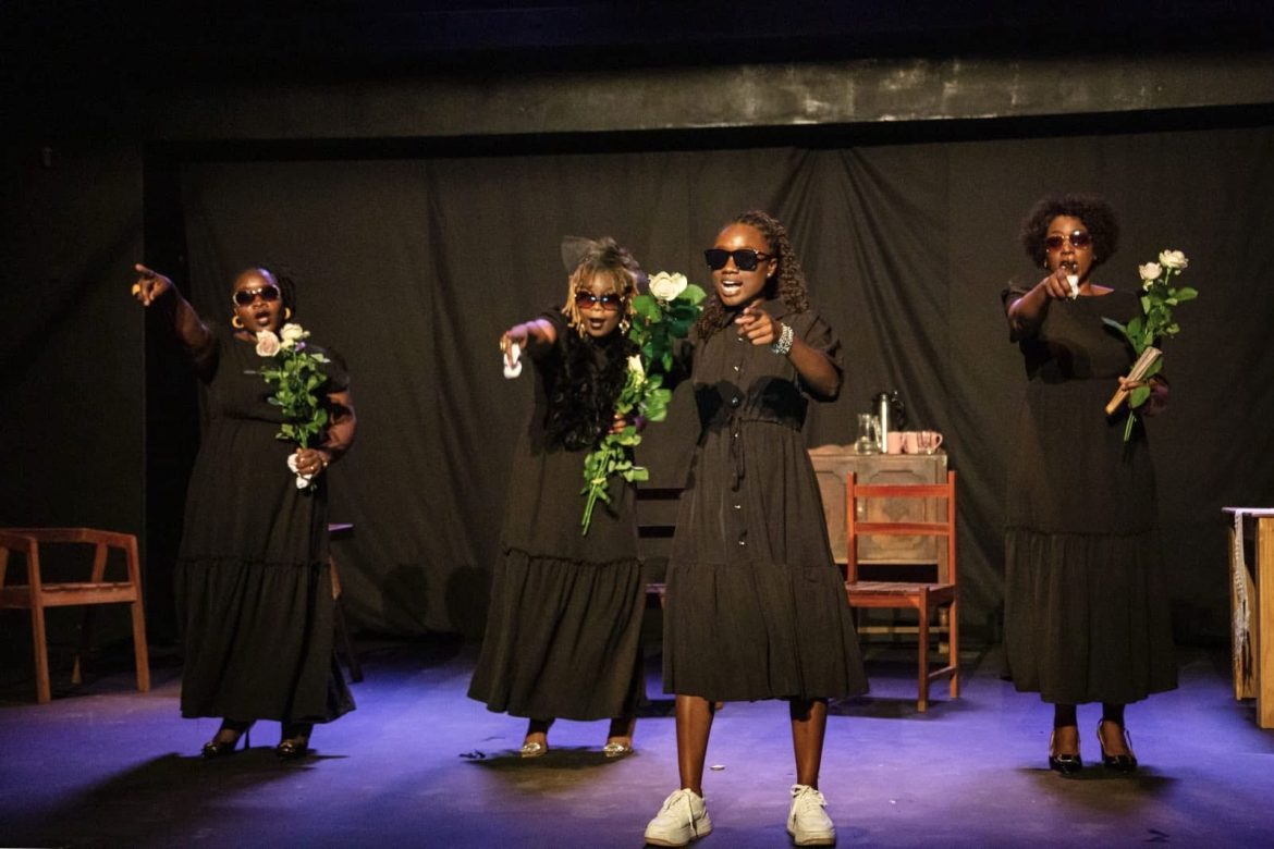 Grupo M’bêu no Festival Internacional de Teatro e Artes em