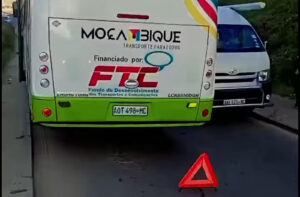 Novos autocarros entregues em Maputo já registam avarias: Vídeos mostram