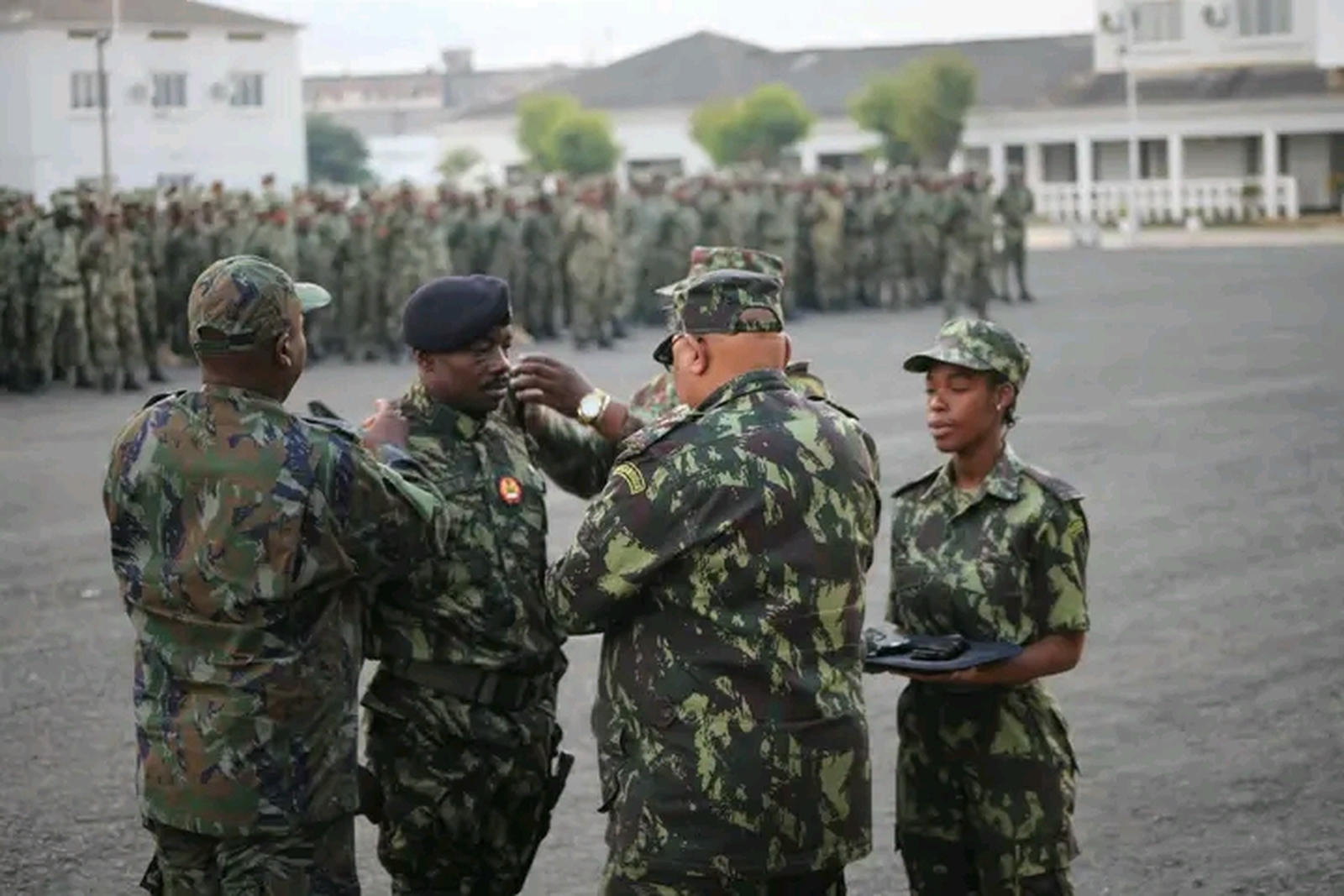 Academia Militar Samora Machel patenteia novos oficiais das FADM