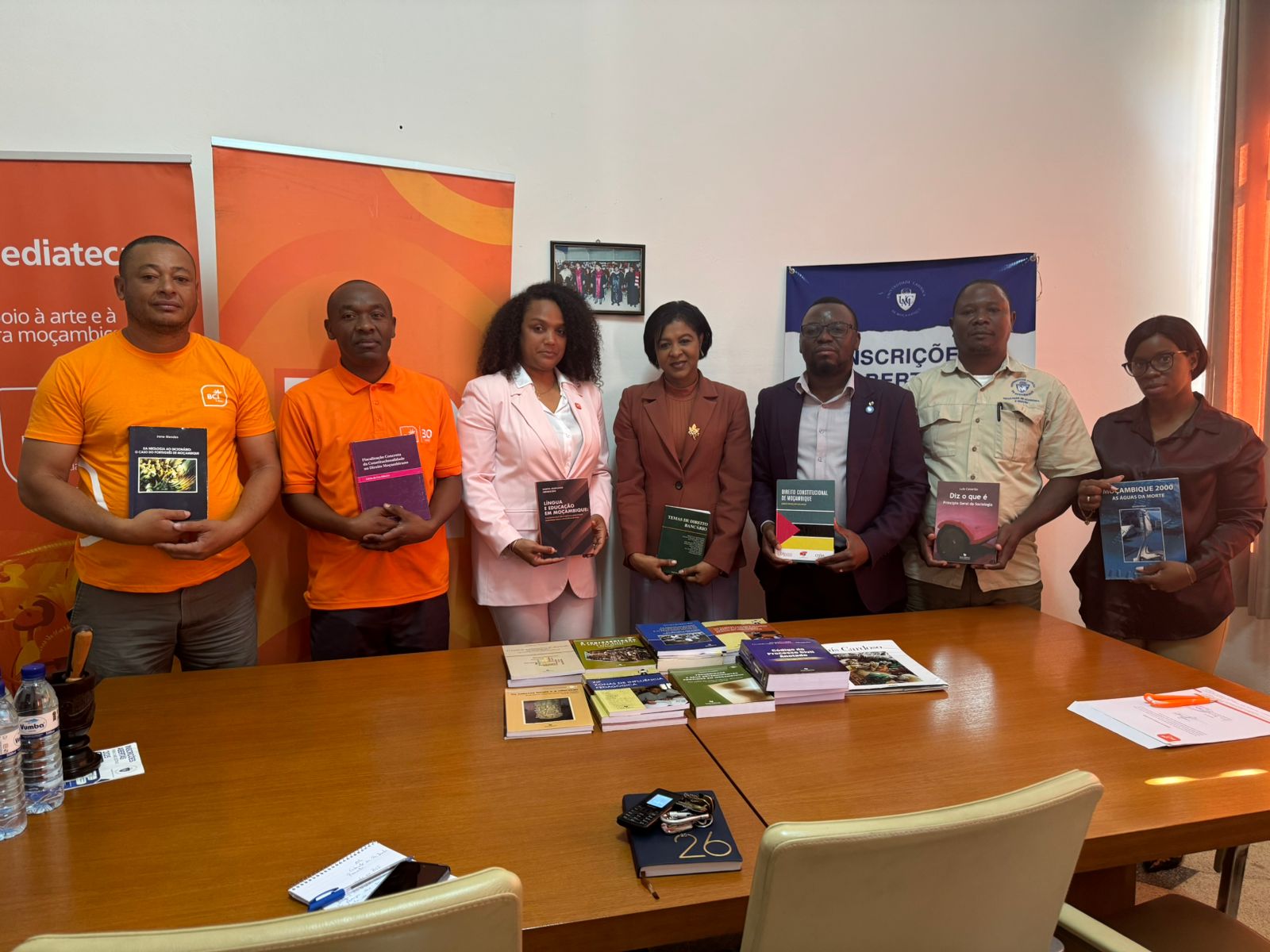 BCI reforça acervo bibliográfico da Universidade Zambeze