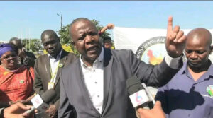 Lutero Simango defende que o desenvolvimento de Moçambique exige a