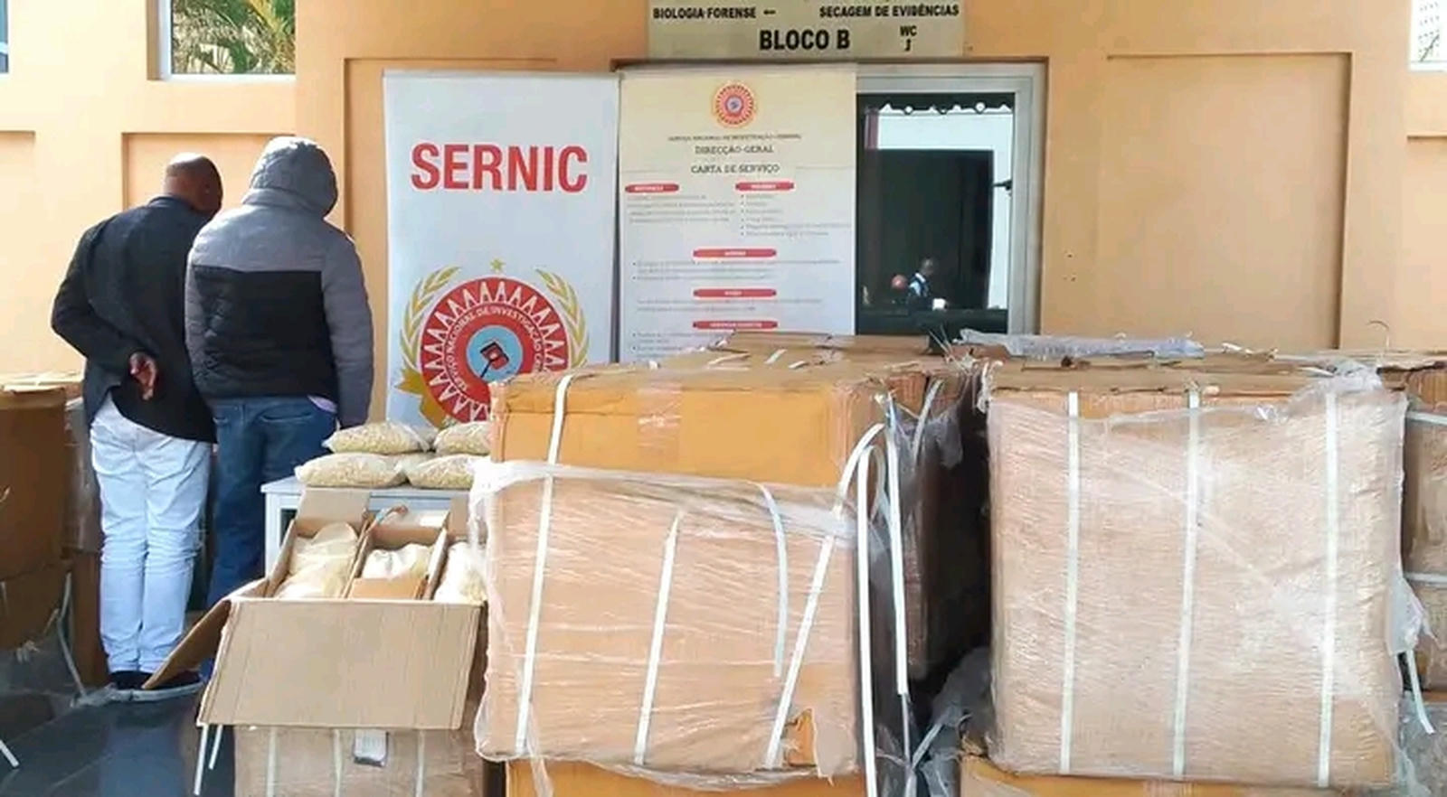 Membro das alfândegas é detido pelo SERNIC após Autoridade Tributária