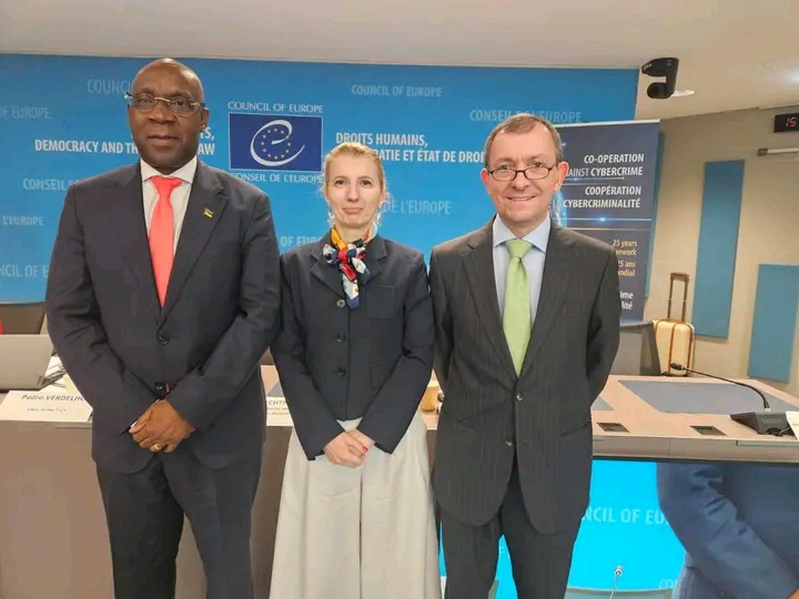 Moçambique reforça cerco ao crime digital e quer aderir à