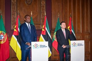 Chapo efectua visita oficial à Portugal para reforçar cooperação bilateral