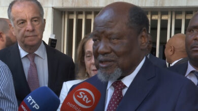 Joaquim Chissano defende cultura de não-corrupção em Moçambique - O País