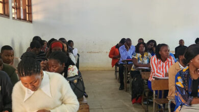 670 professores e formadores de Gaza e Maputo acusam Ministério da Educação de dever mais de dois milhões em subsídios - O País