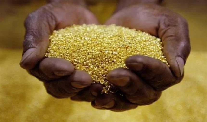 Manica regista queda na produção de ouro devido à suspensão
