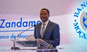 Tribunal penhora três imóveis do Governador do Banco de Moçambique
