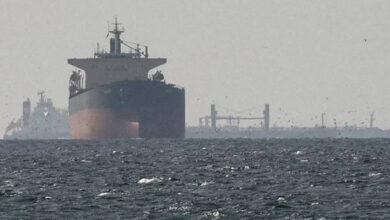 Tensão no Estreito de Ormuz faz disparar preços do petróleo - O País