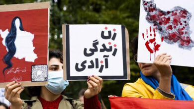 Iranianos-americanos protestam contra Governo iraniano em frente à ONU - O País