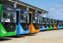 Tarifas dos transportes públicos poderão agravar-se a partir de 1 de Novembro - O País