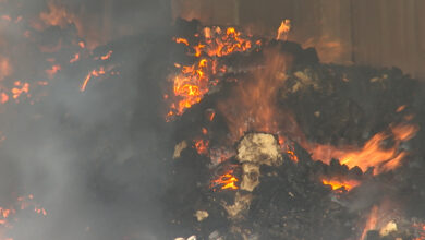 Incêndio destrói supermercado e armazéns no Zimpeto - O País